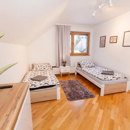 Apartment Dom Na Wrzosowej *